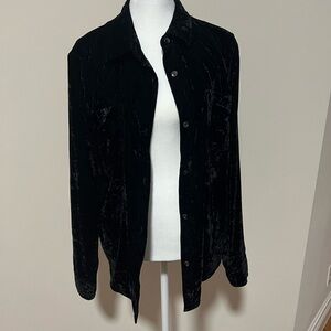 Splendid Velvet Feel Button Down Shirt. Size S. Pristine Condition.